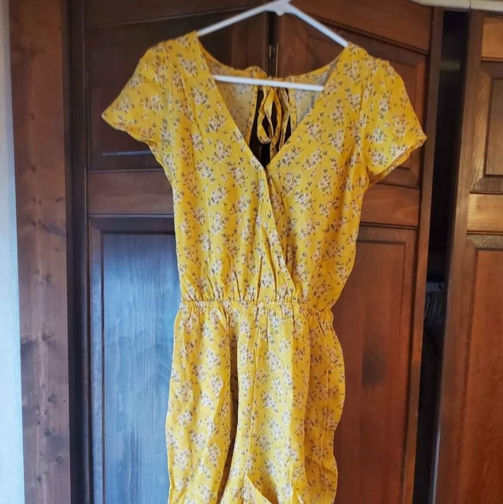 American Eagle Romper